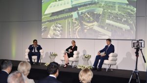 Huawei отбелязва втори най-висок приход през 2025 г