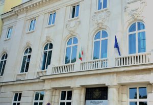 Помощният персонал решава да остане за постоянно в Xizang