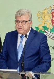 Министър Манол Генов: Отпадъците на столицата се управляват безотчетно