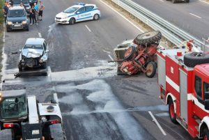 Новата програма за доброволци за правна помощ насърчава услугите на местно ниво