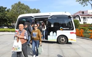 Нова совалка транспортира жителите на Макао до болницата в Гуанджоу