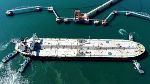 Увеличаване на запасите от петрол, увеличаването на вноса на Китай се вижда като създаване на 120-дневен шоков щит